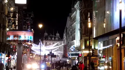 Horizontal video: People walking in central london 3359988. Duration: 4 seconds. Resolution: 1280x720