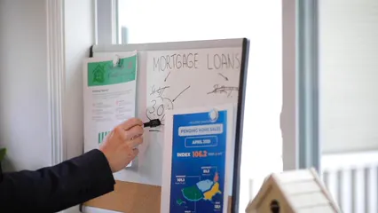 Horizontal video: A person explaining real estate 8292931. Duration: 10 seconds. Resolution: 1920x1080