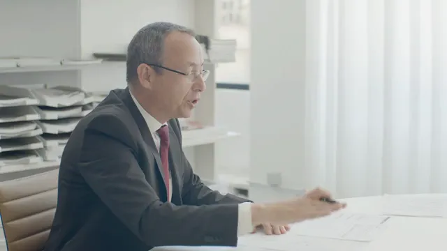 Horizontal video: Businessmen in a meeting 8426043. Duration: 17 seconds. Resolution: 3840x2160