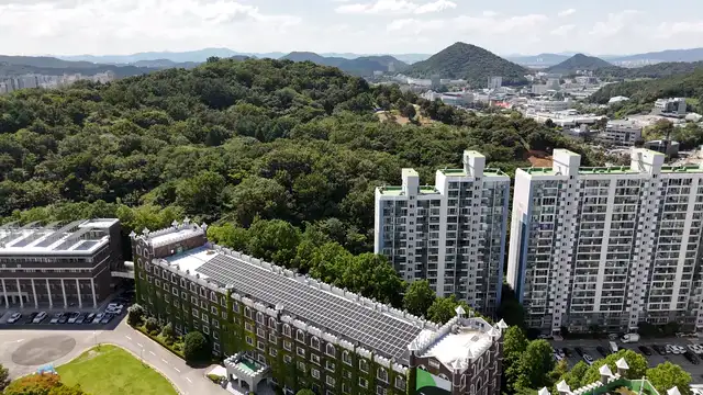 Horizontal video: Aerial view of urban high rise residential area 28803181. Duration: 22 seconds. Resolution: 1920x1080