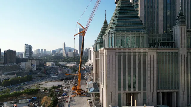 Horizontal video: Construction in progress in istanbul cityscape 28750736. Duration: 9 seconds. Resolution: 3840x2160