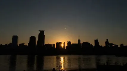 Horizontal video: Silhouette of city buildings during sunset 6451509. Duration: 20 seconds. Resolution: 1920x1080