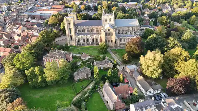 Horizontal video: Aerial view of historic cathedral in cityscape 28760184. Duration: 33 seconds. Resolution: 3840x2160