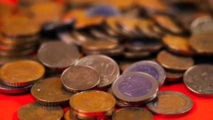 Horizontal video: Video of a cash coins 7114666. Duration: 13 seconds. Resolution: 3840x2160